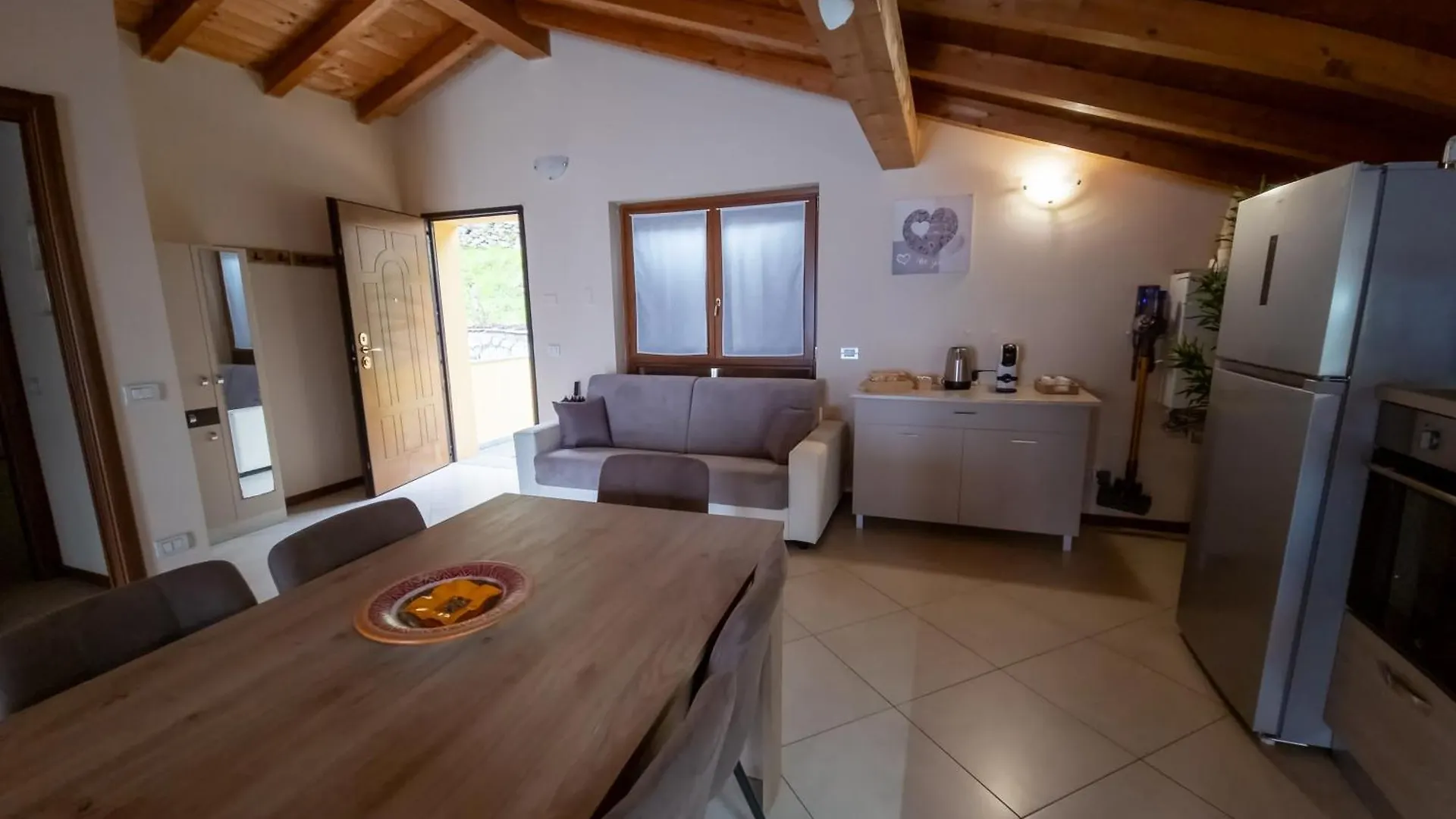 Apartment La Mansarda Sul Lago Bellano